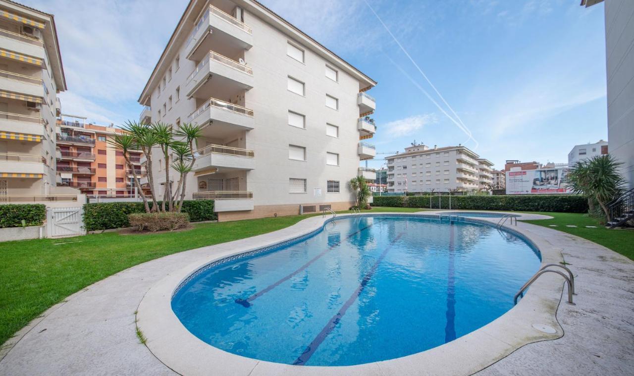 R114 Apartment Ca La Laura Calafell Eksteriør bilde